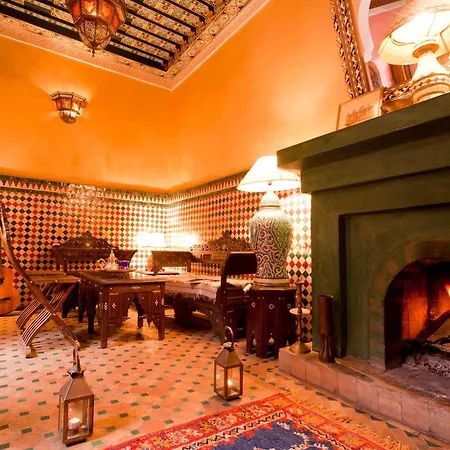 Riad Lakhdar-2